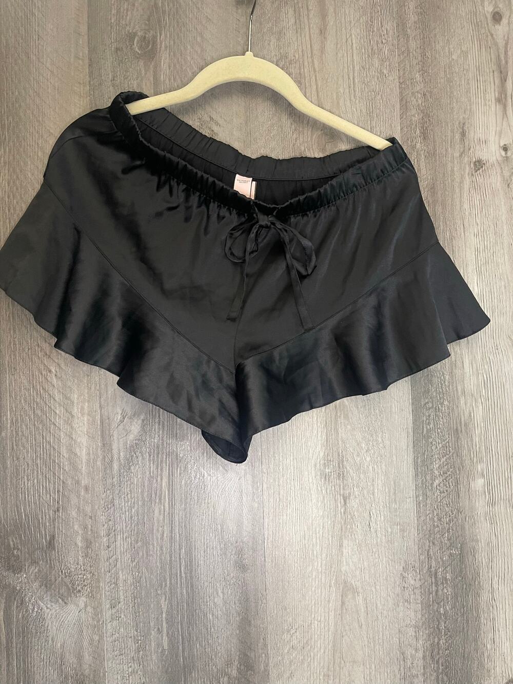 Victoria’s Secret Black Satin Flutter Ruffle Sleep Shorts Pajama Lounge M NWT